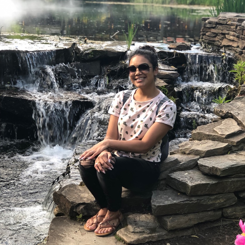 Meet your Posher, Sheila